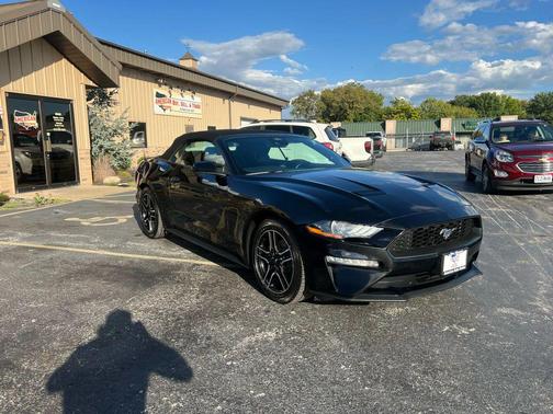 2022 Ford Mustang EcoBoost Premium