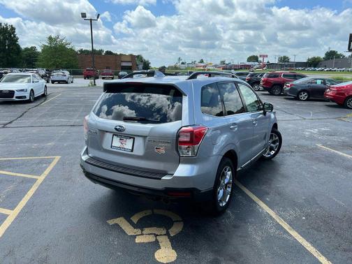 2017 Subaru Forester 2.5i Touring