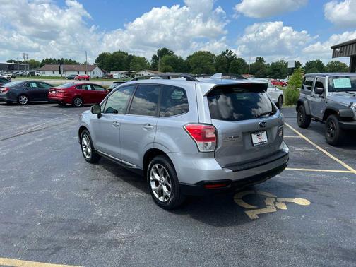 2017 Subaru Forester 2.5i Touring