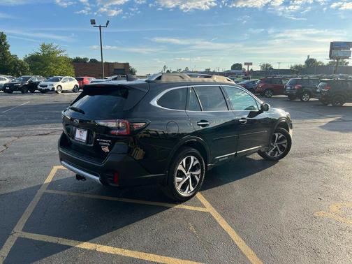 2021 Subaru Outback Touring
