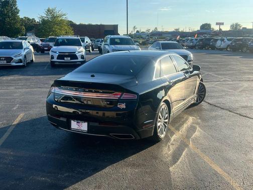 2017 Lincoln MKZ Base