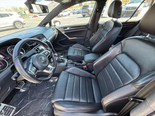 2017 Volkswagen Golf GTI 2.0T S 4-Door