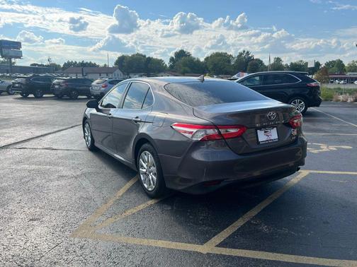 2019 Toyota Camry LE
