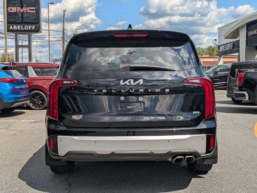 2023 Kia Telluride S