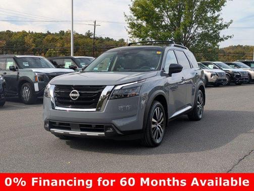 2025 Nissan Pathfinder Platinum 4WD