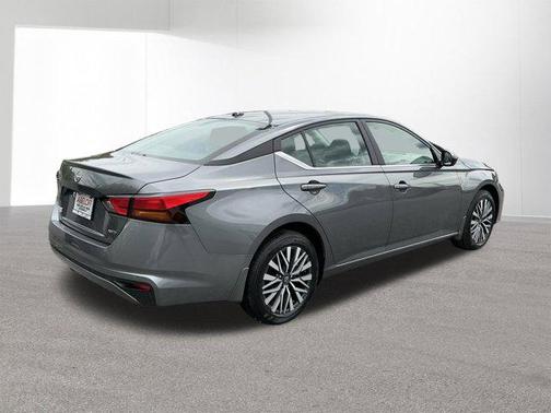 Gun Metallic 2026 Nissan Altima SV AWD