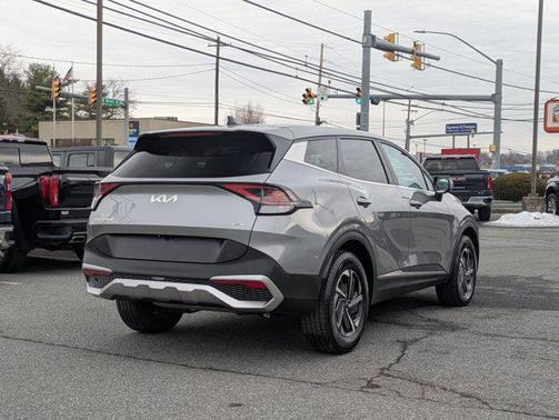 2023 Kia Sportage Hybrid LX