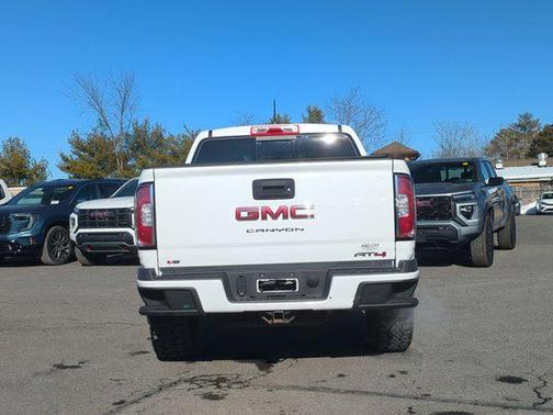 2022 GMC Canyon AT4
