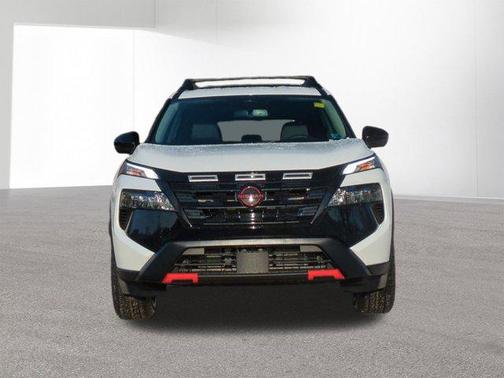 Everest White Pearl Tricoat 2026 Nissan Rogue Rock Creek