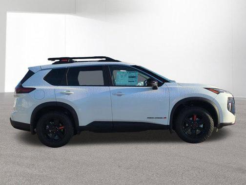 Everest White Pearl Tricoat 2026 Nissan Rogue Rock Creek