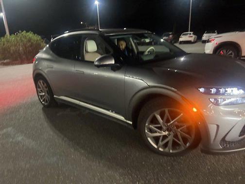 2024 Genesis GV60 Advanced AWD