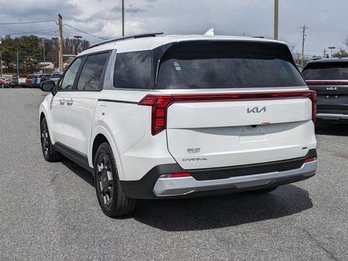 2025 Kia Carnival Hybrid EX