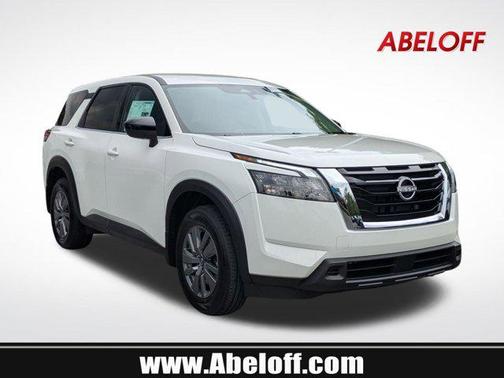 2025 Nissan Pathfinder S 4WD