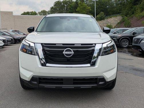 2025 Nissan Pathfinder S 4WD