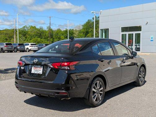 2025 Nissan Versa 1.6 SV