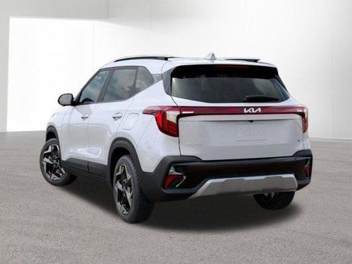 Snow White Pearl 2026 Kia Seltos S