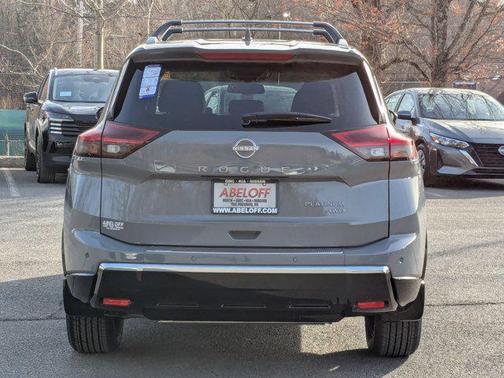 2025 Nissan Rogue Platinum