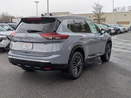 2025 Nissan Rogue Platinum