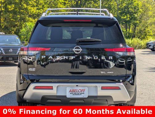 2025 Nissan Pathfinder SL 4WD