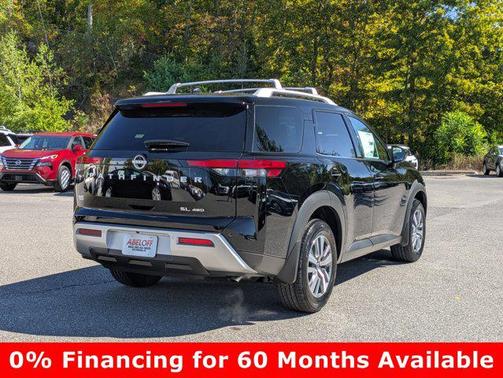 2025 Nissan Pathfinder SL 4WD