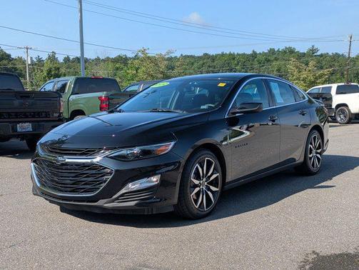 2022 Chevrolet Malibu FWD RS