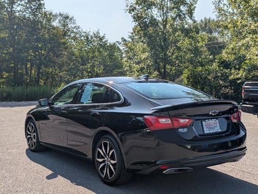 2022 Chevrolet Malibu FWD RS
