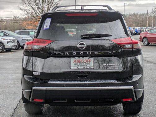 2025 Nissan Rogue Platinum
