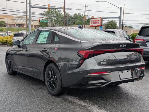 2025 Kia K5 LXS