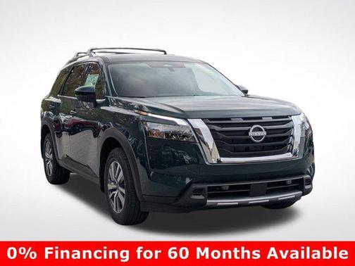 2025 Nissan Pathfinder SL 4WD