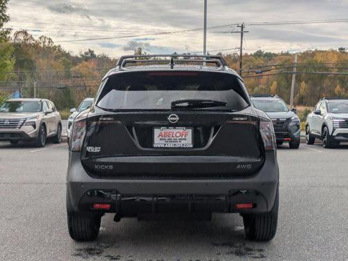 2026 Nissan Kicks SV