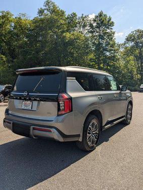 2025 Nissan Armada SL 4WD