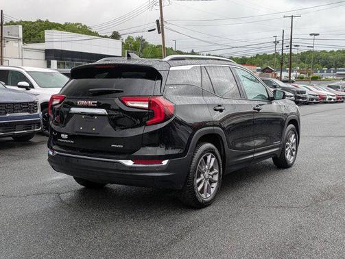 2022 GMC Terrain SLT