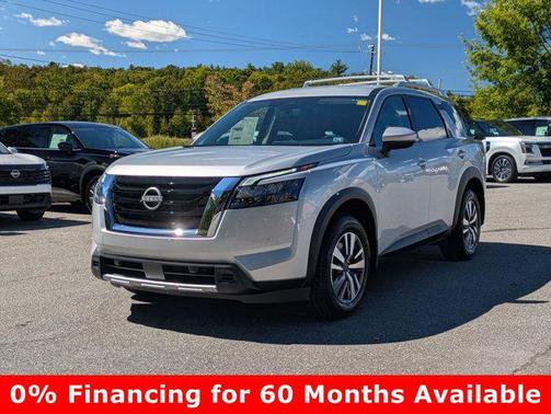 2025 Nissan Pathfinder SL 4WD