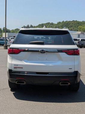 2024 Chevrolet Traverse Premier