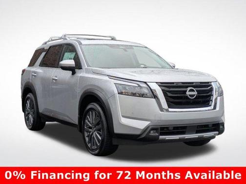 2025 Nissan Pathfinder SL 4WD