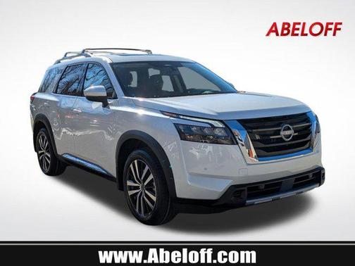 2025 Nissan Pathfinder Platinum 4WD