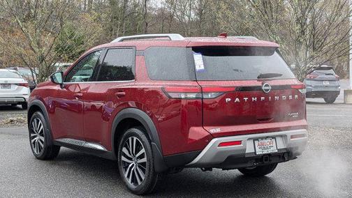 2025 Nissan Pathfinder Platinum 4WD