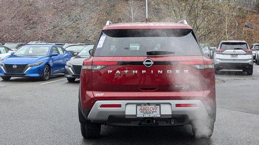 2025 Nissan Pathfinder Platinum 4WD