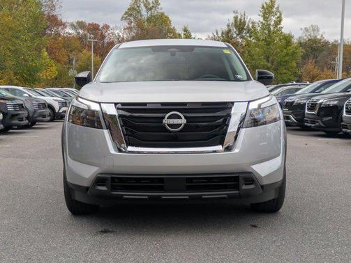 2025 Nissan Pathfinder S 4WD