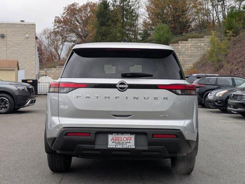 2025 Nissan Pathfinder S 4WD