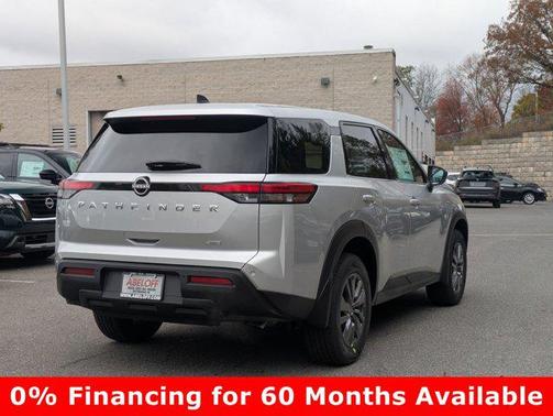 2025 Nissan Pathfinder S 4WD