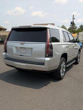2018 Cadillac Escalade Base