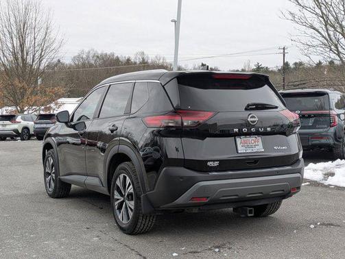 2022 Nissan Rogue SV