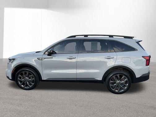 Wolf Gray 2022 Kia Sorento EX