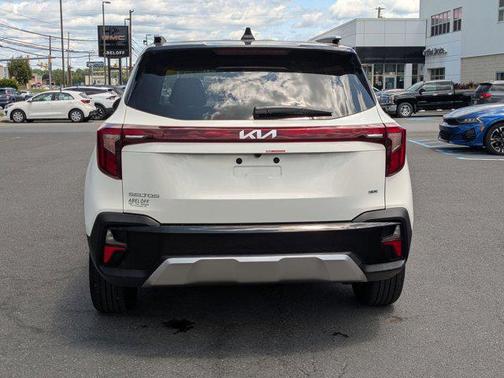 2025 Kia Seltos S