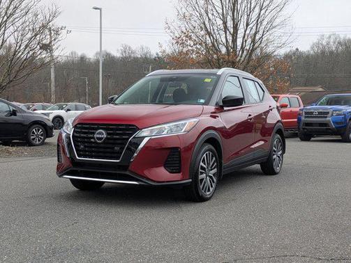 2023 Nissan Kicks SV