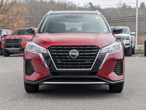 2023 Nissan Kicks SV