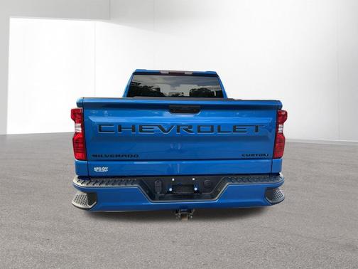 Glacier Blue Metallic 2022 Chevrolet Silverado 1500 Custom