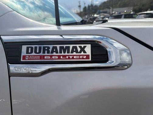White Frost Tricoat 2023 GMC Sierra 2500 Denali