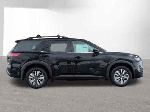 Super Black 2026 Nissan Pathfinder SL